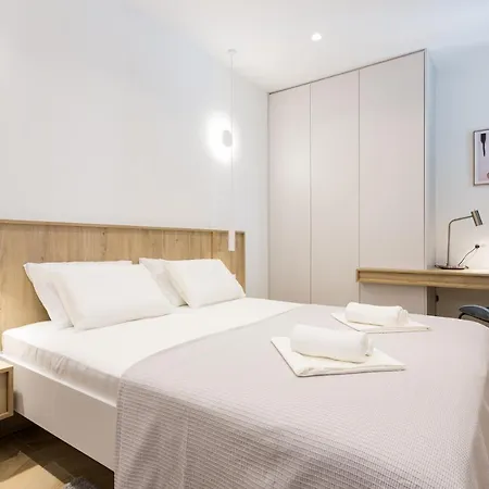 Top Floor Luxury Rooms Split Exterior photo