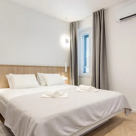 Top Floor Luxury Rooms Split Exterior photo