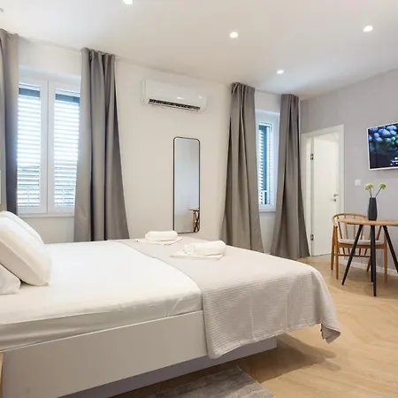 Top Floor Luxury Rooms Split Exterior photo