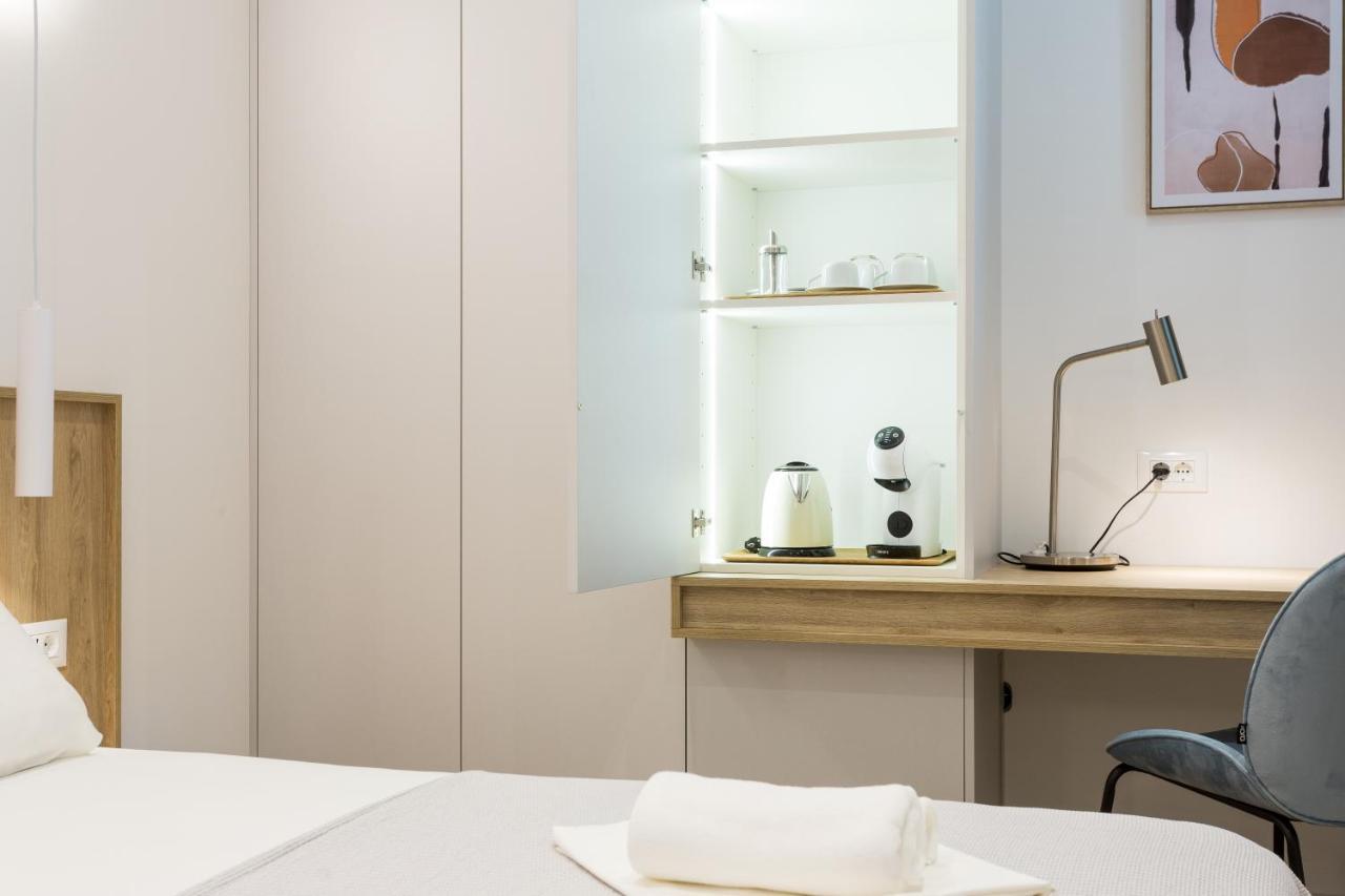 Floor Luxury Apartment *